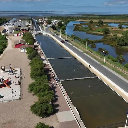 Charming Lumineux Ferienhaus