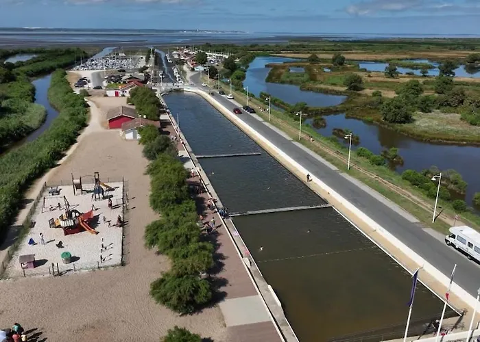 Charming Lumineux Сasa de vacaciones